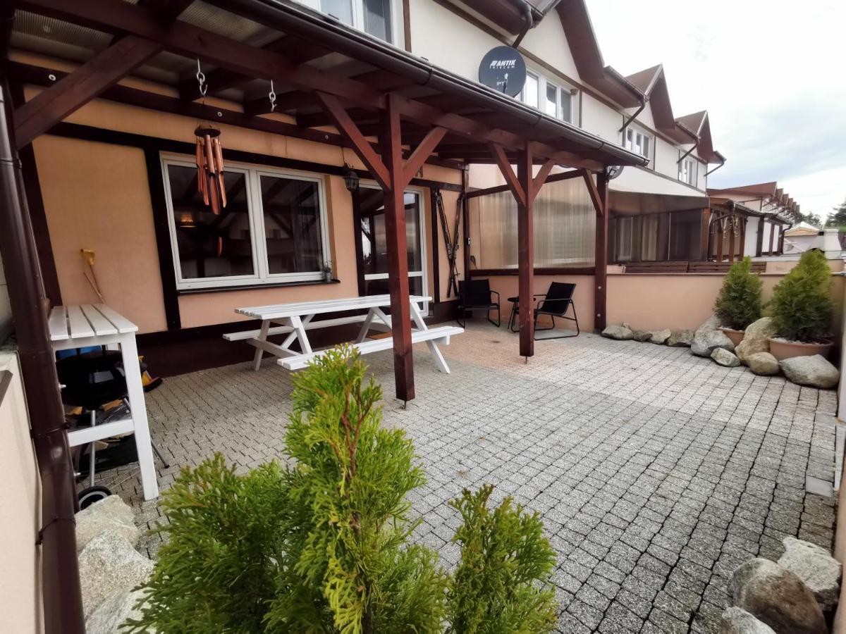 Apartman Pri Lese Veľký Slavkov Eksteriør billede