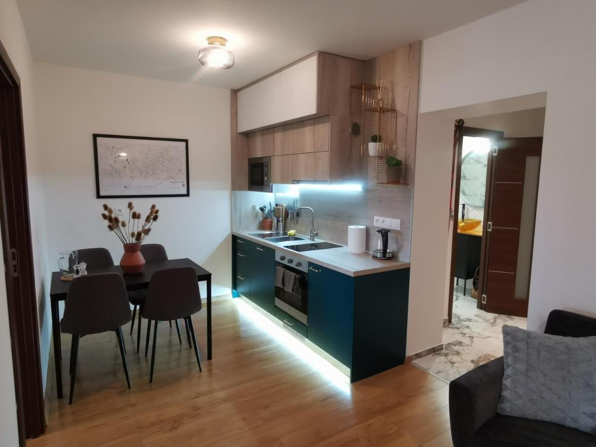 Apartman Pri Lese Veľký Slavkov Eksteriør billede
